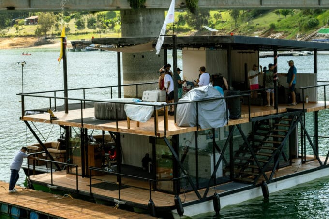 08 guatape boat party gallery